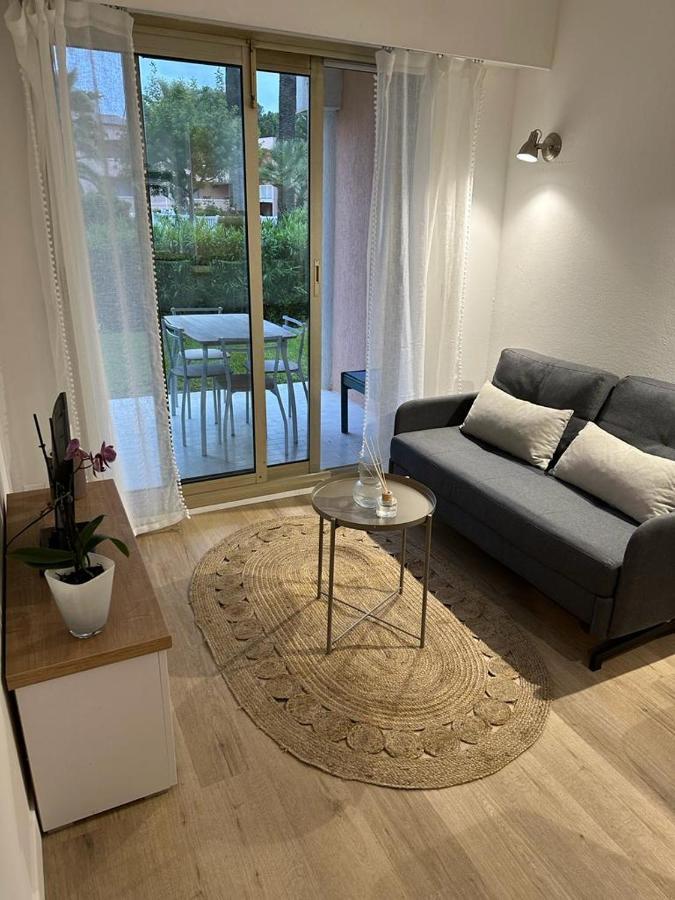 Appartement Avec Piscine 5 Min A Pieds Des Plages Vallauris Dış mekan fotoğraf