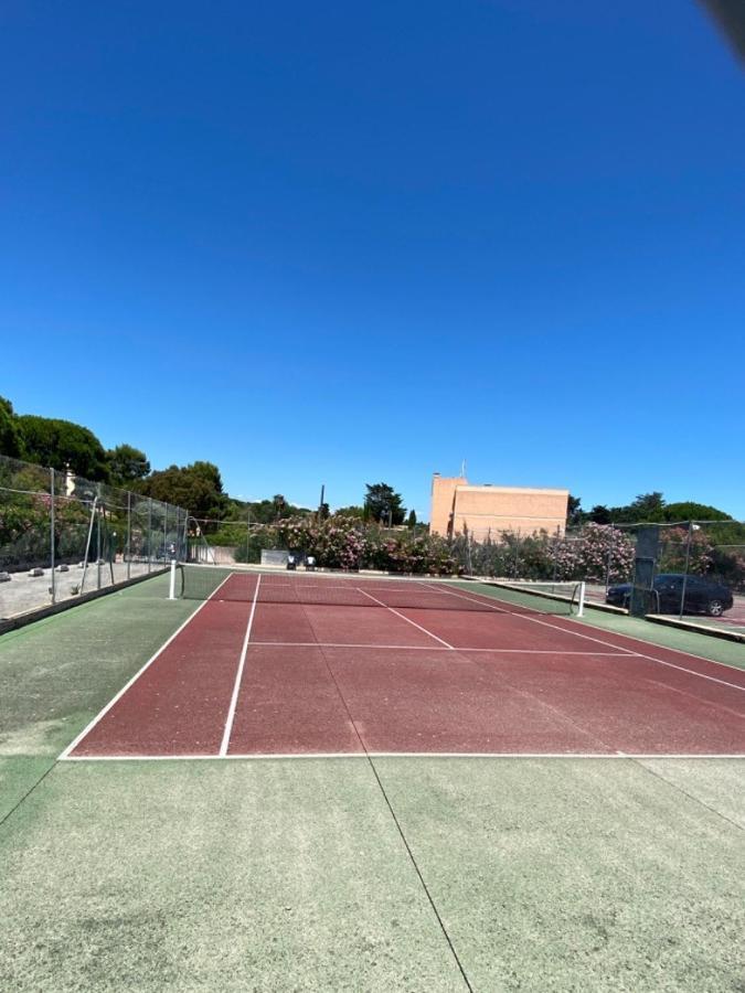 Appartement Avec Piscine 5 Min A Pieds Des Plages Vallauris Dış mekan fotoğraf